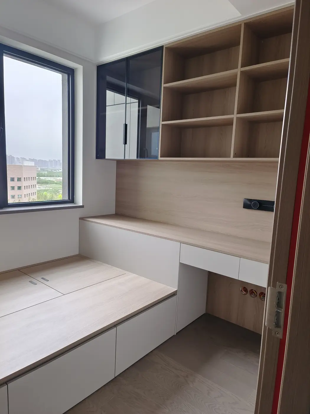 中海寰宇天下117㎡卡萨进口水洗橡胶木现代简约风格全屋定制图片4