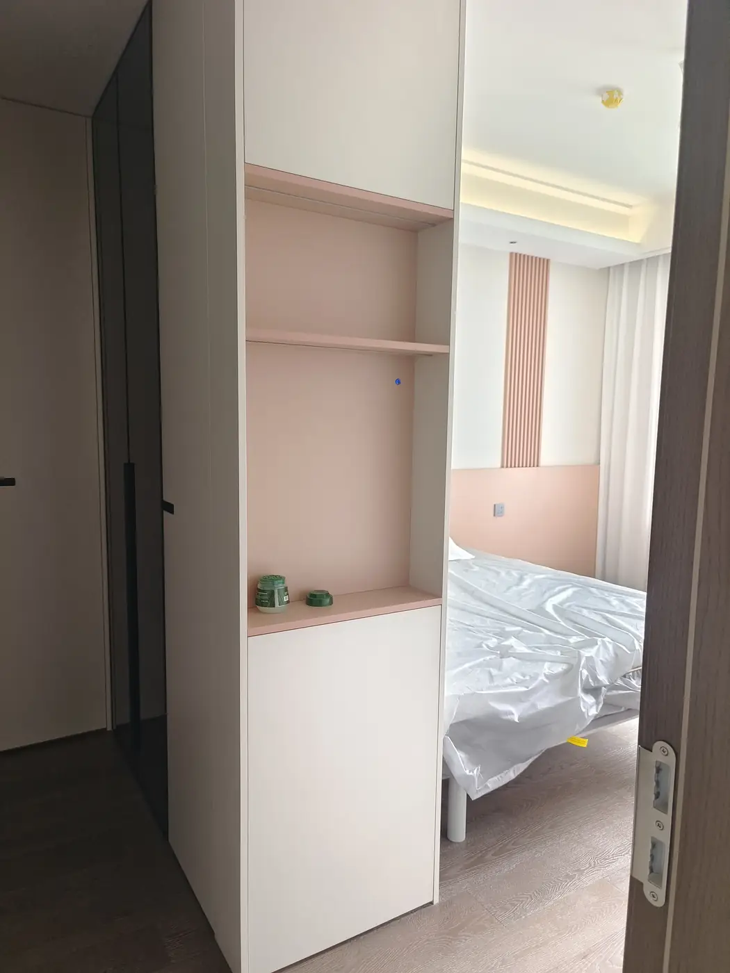 咸阳市秦都区沣东新城陕建沣谓壹号院190㎡巴西博耐克+爱格现代简约西安全屋定制真实案例