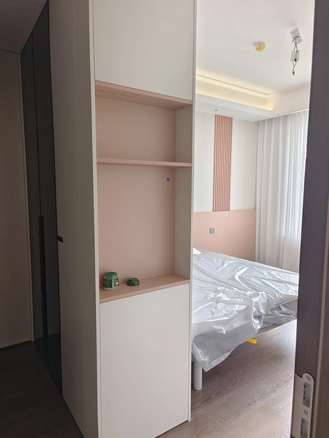 咸阳市秦都区沣东新城陕建沣谓壹号院190㎡巴西博耐克+爱格现代简约全屋定制图片4