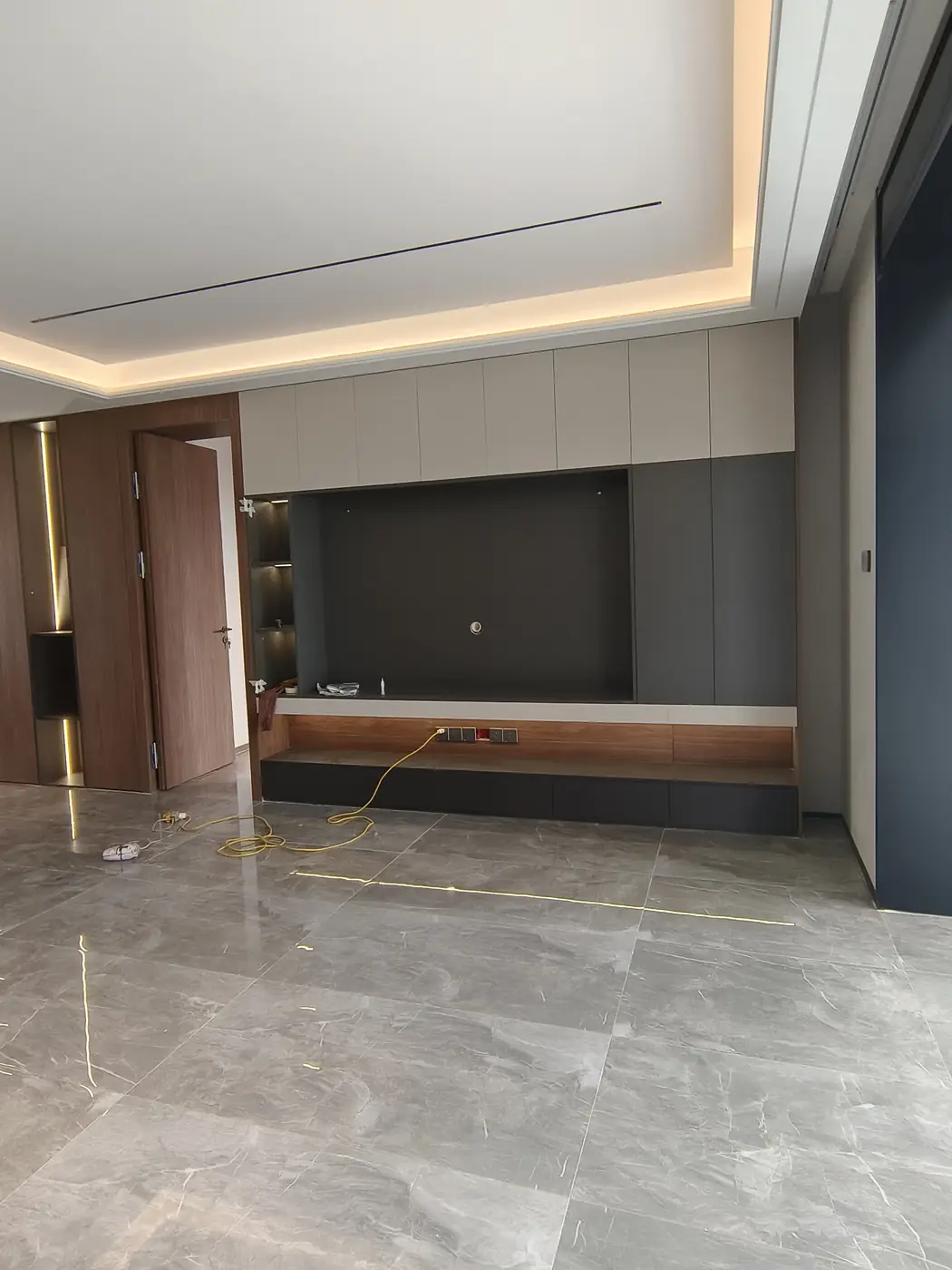 咸阳市秦都区沣东新城陕建沣谓壹号院克诺斯邦+爱格190㎡意式轻奢风格全屋定制图片4