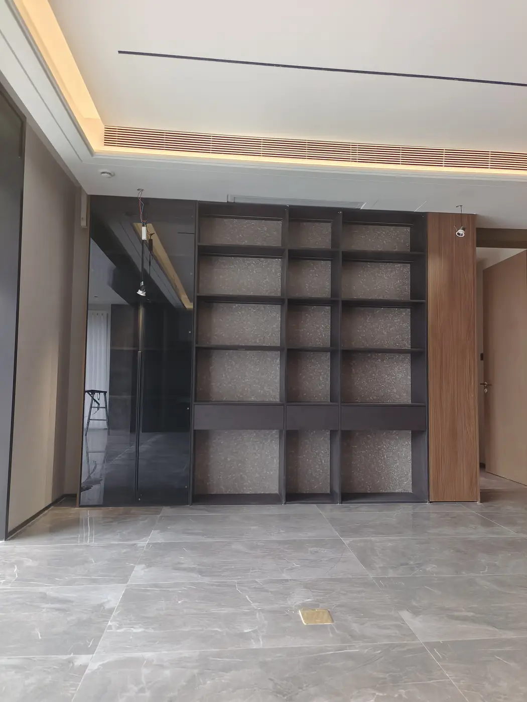 咸阳市秦都区沣东新城陕建沣谓壹号院克诺斯邦+爱格190㎡意式轻奢风格全屋定制图片6
